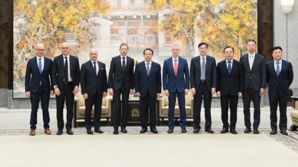 启天配资 “下一个高增长市场，还是中国” 龚正市长会见参加上海车展的国际企业高管